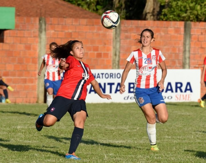 Limpeño y Cerro definen mañana tras empatar en la primera final